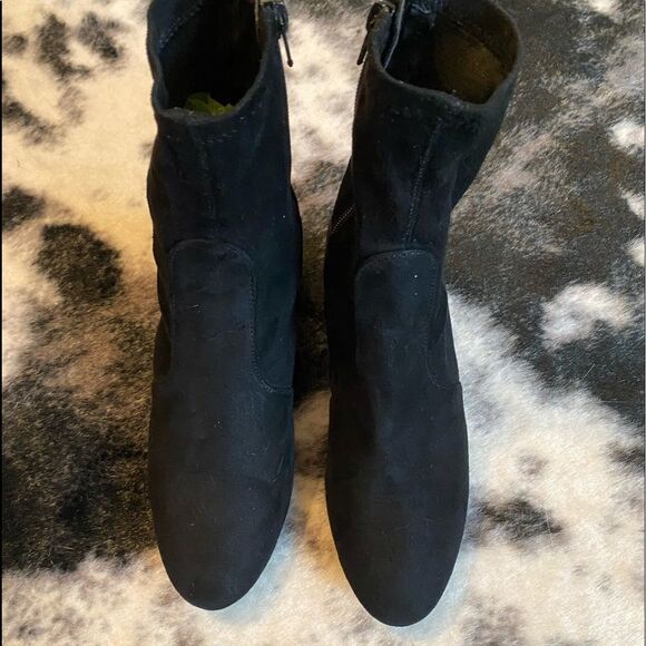 Black faux suede block heel gold stud booties - Picture 3 of 3